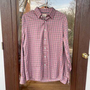 Faherty The Movement™ Shirt - Barn Red Gingham - MENS - Size M